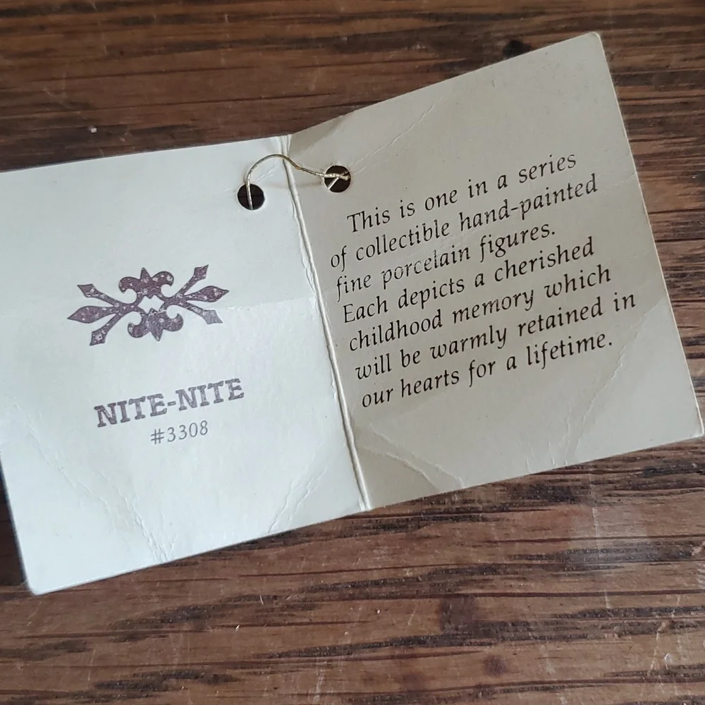 Vintage 1981 "Moments to Remember" Nite-Nite by Wallace Berrie & Co. Inc #3308 - Picture 6 of 7